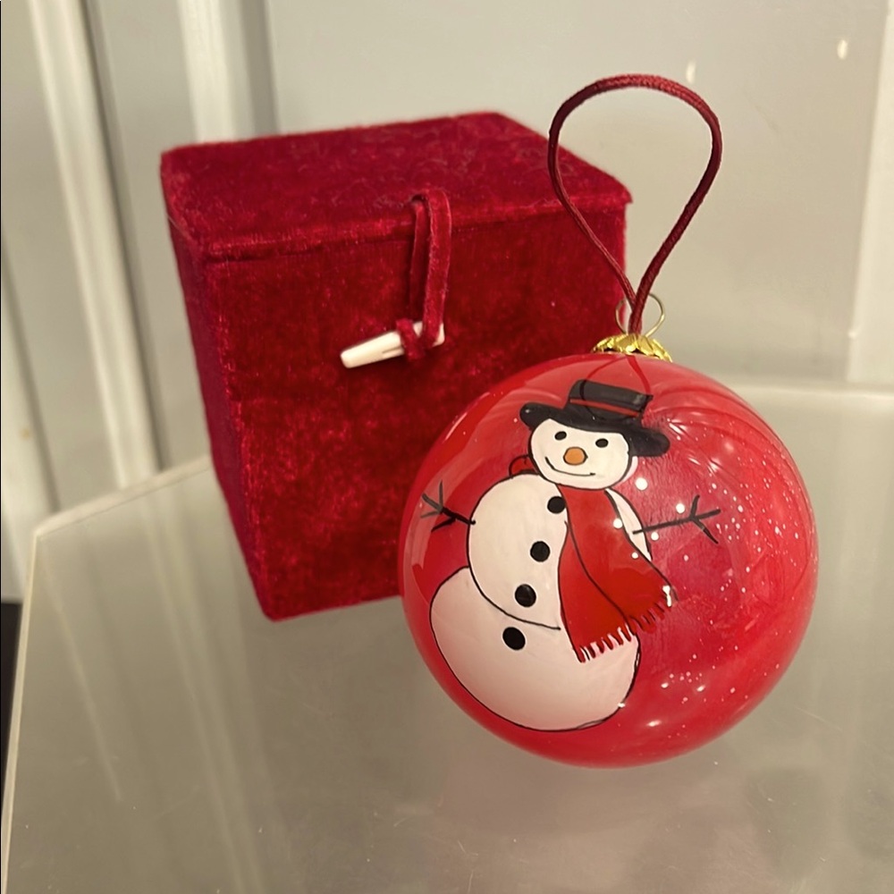 Hand painted Snowman Christmas Glass Ornament w/ Velvet Box, collectibles